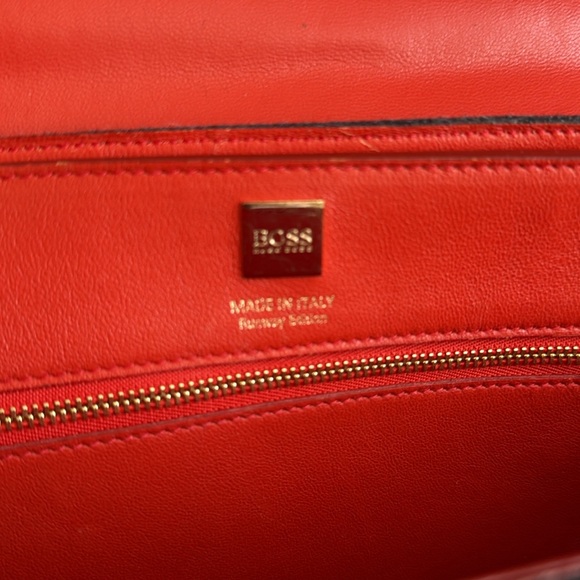 Hugo Boss Runway Kelly Style Bag - Picture 9 of 14